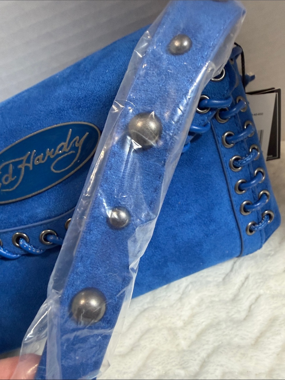 Ed Hardy Blue Suede Shoulder Bag with Round Coin Pouch - Picture 3 of 7